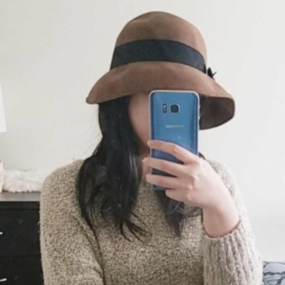 Saks fifth avenue Italy 100% Wool Felt hat
